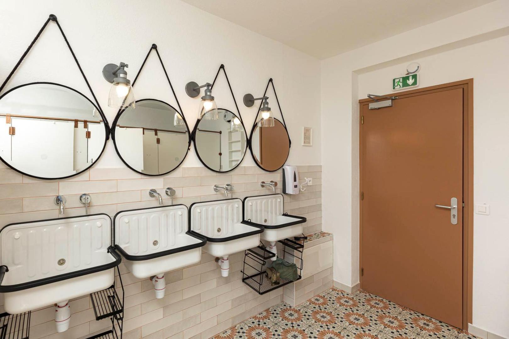 Corsica Hostel Porto-Vecchio, Partie Dortoirs Buitenkant foto
